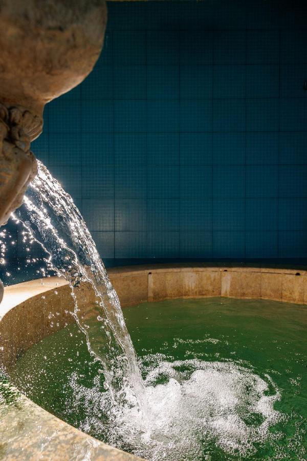 Hotel Hamam Ángisztro Kültér fotó