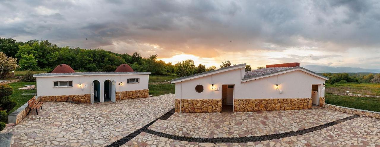 Hotel Hamam Ángisztro Kültér fotó
