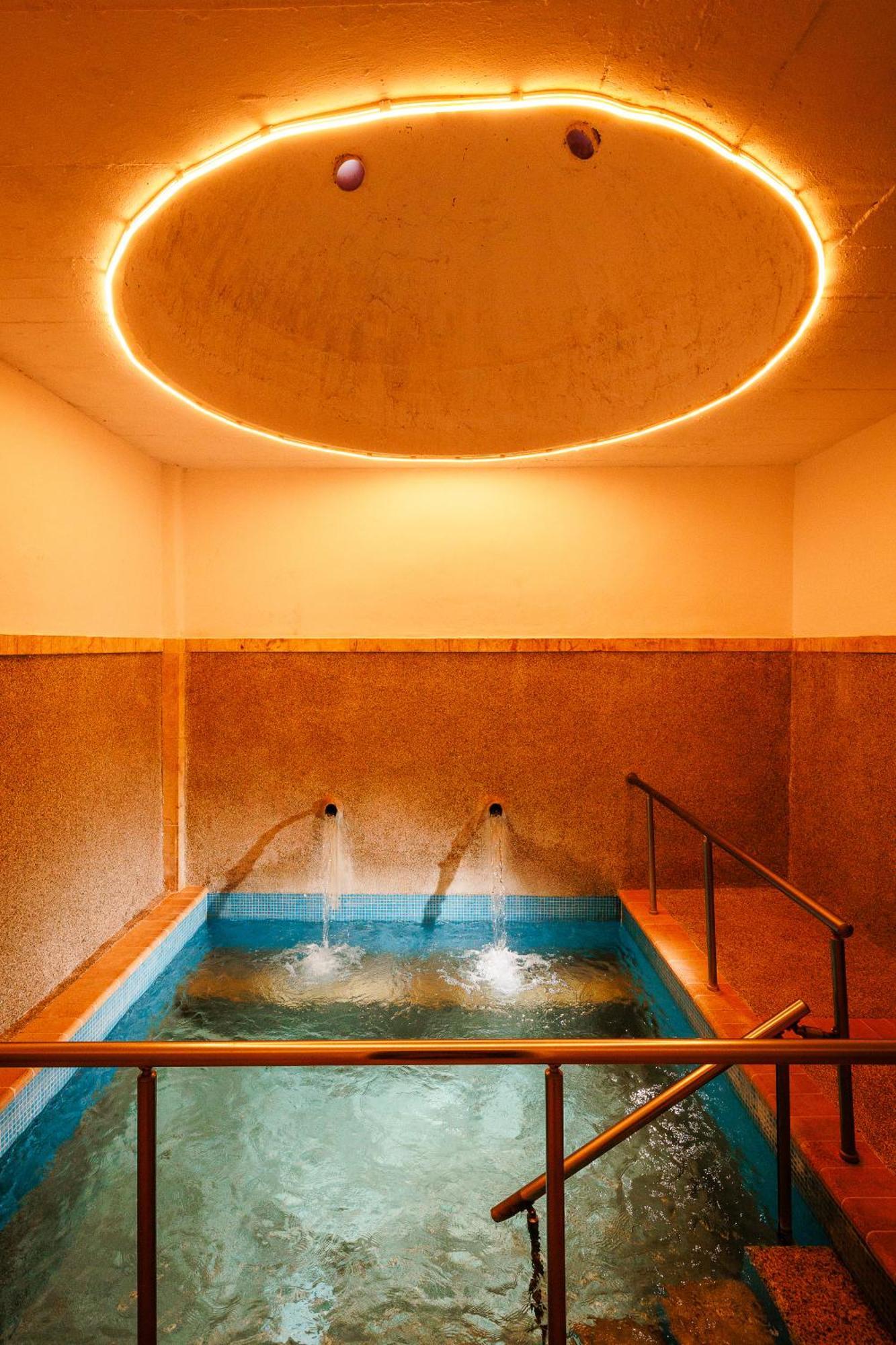 Hotel Hamam Ángisztro Kültér fotó