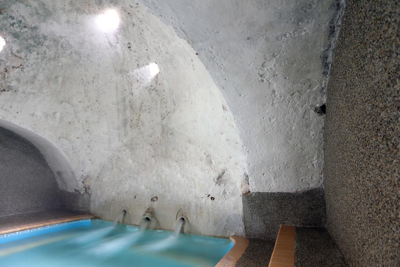 Hotel Hamam Ángisztro Kültér fotó
